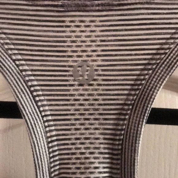 lululemon Swiftly Speed Tank striped - Picture 3 of 8